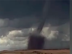 美国 龙卷风袭击犹他州东南部 多座建筑受损