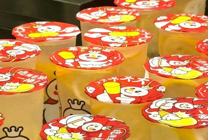 蜜雪冰城爆款柠檬水断货?一批进口柠檬延期到港 致部分门店原料波动