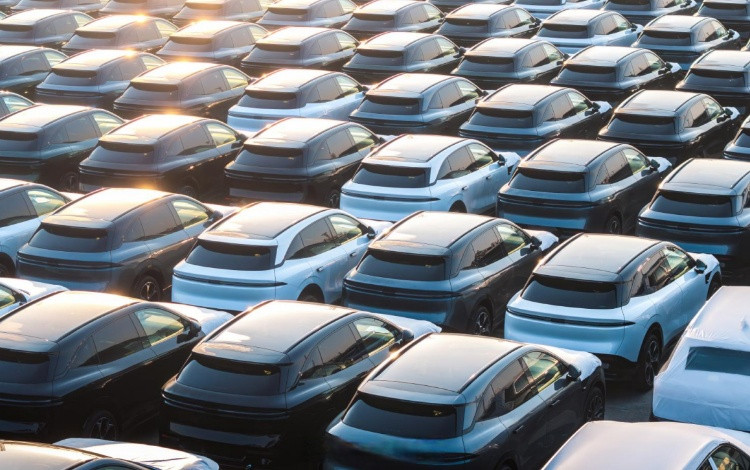 工业和信息化部 组合驾驶辅助系统乘用车新车渗透率超60%