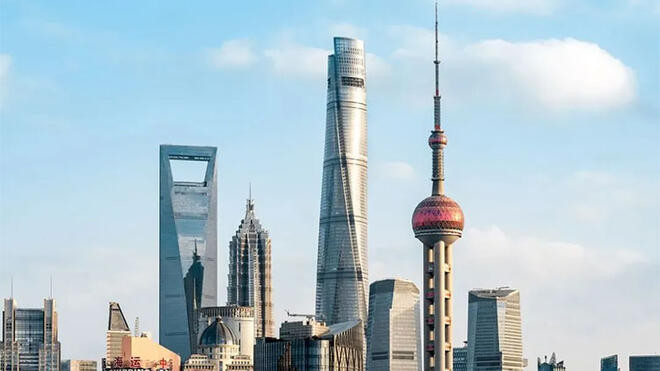 2025上海百强企业榜发布 民企、新兴产业领跑榜单