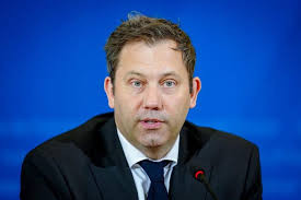 德国副总理兼财政部长表示 欧盟应加强战略自主 美关税政策必将失败