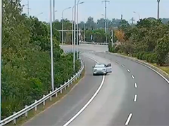 被扬泰机场列入“黑名单”后 司机变造号牌遭重罚