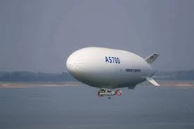 贵州 AS700载人飞艇完成首次高原地区低空飞行