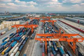 前8月全国社会物流总额接近230万亿元