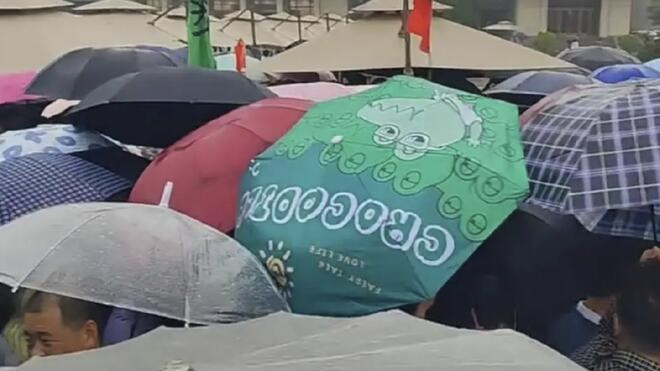 各地活动丰富多彩 乐享假日时光