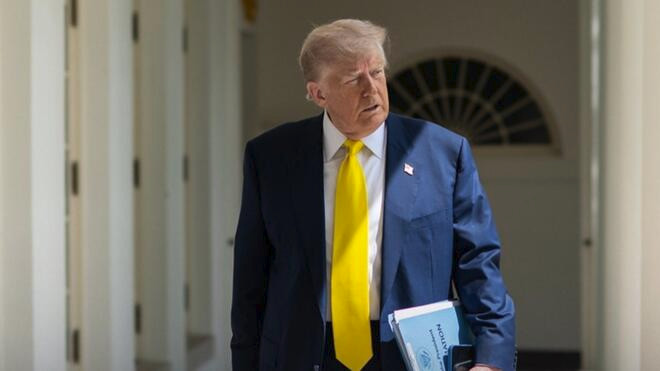 临时拨款法案未获通过 美国政府“停摆”进入第二周