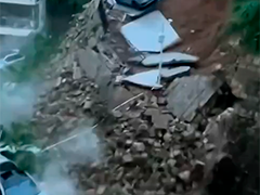 陕西延安：一小区突发滑坡 暂无人员伤亡