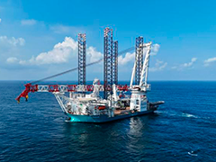 全球吊装吨位最大全直流风电安装船交付