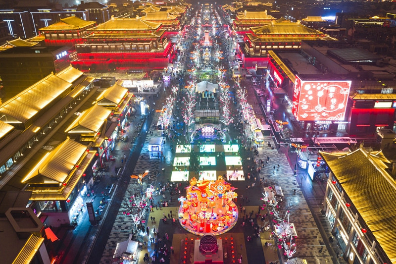 消费潜力持续释放 消费市场实现稳定增长