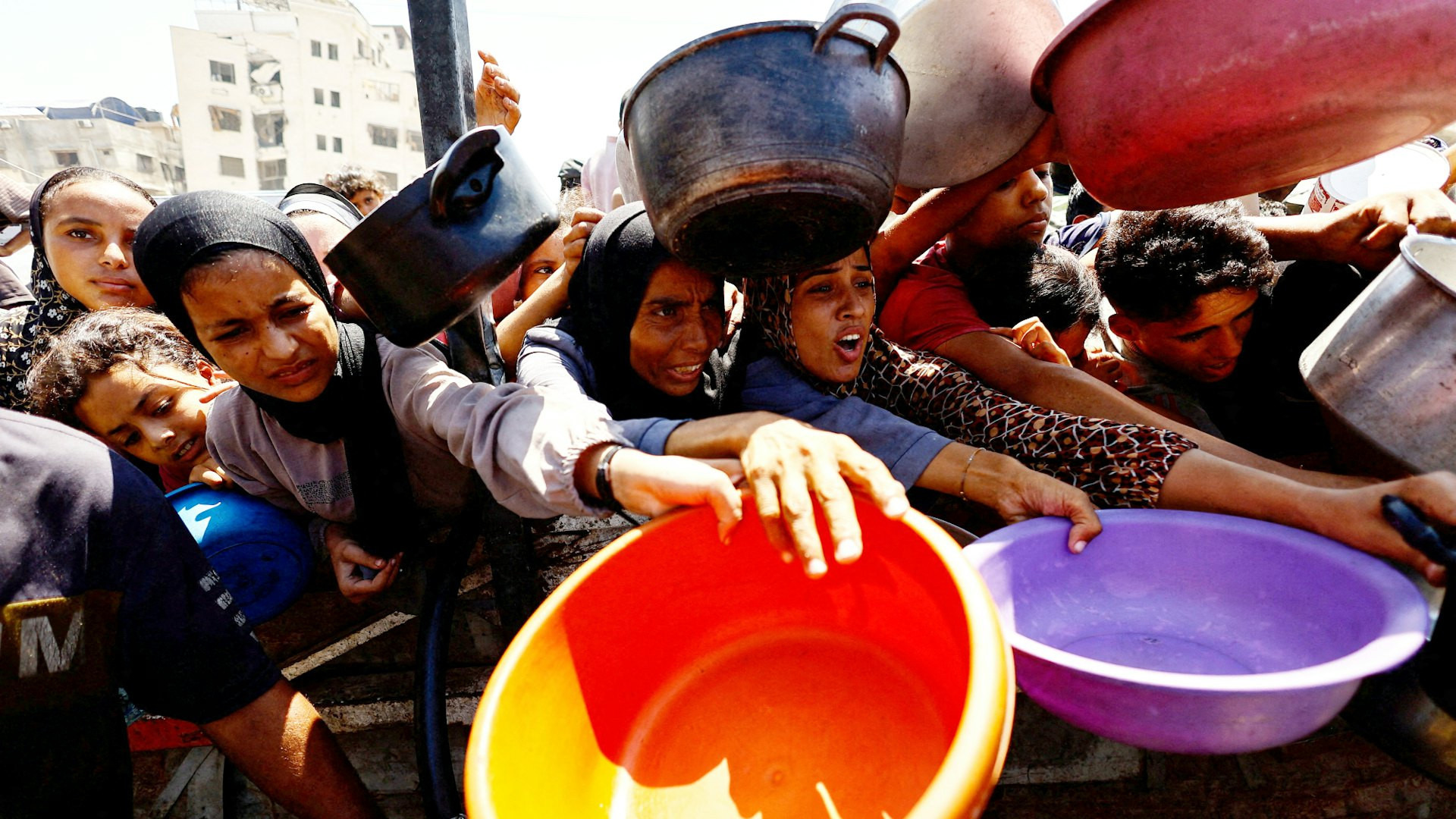 世界粮食计划署:目前进入加沙地带的粮食仍远低于目标