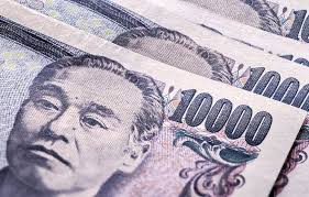 日元汇率明显下跌 加剧日本政策困境