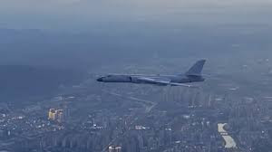 多架轰-6K赴台岛周边展开模拟对抗训练