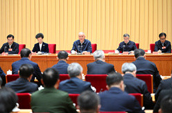 学习贯彻党的二十届四中全会精神中央宣讲团动员会在京召开 蔡奇出席会议并讲话