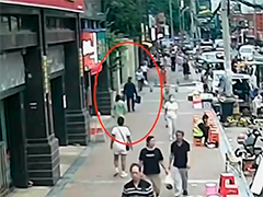 武汉:免费算命藏猫腻 假冒"五台山大师"落网