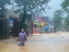 越南中部洪水已致9人死亡 岘港宣布交通基础设施进入紧急状态