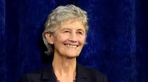 习近平致电祝贺康诺利就任爱尔兰总统