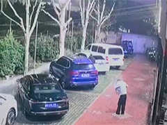 酒后挪车发生剐蹭 两男子涉嫌醉驾被罚