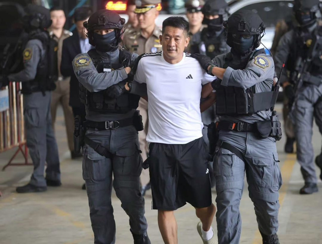 涉赌诈犯罪嫌疑人佘智江被引渡回中国