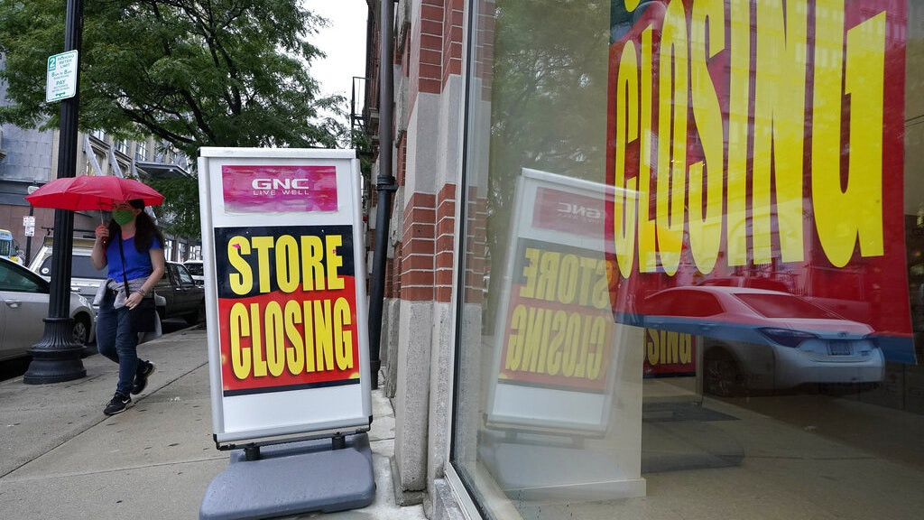 美国银行研究所发布分析报告 四分之一美家庭陷入"月光"困境