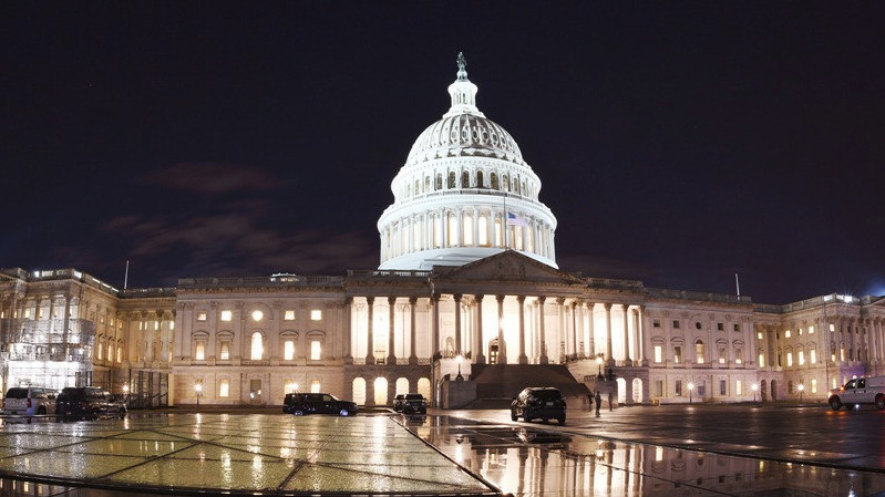 美经济承压 四季度经济增速或低于预期