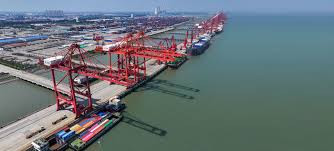 【权威访谈】扎实推动经济高质量发展