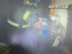 天津 用电不慎引发火灾 消防灭火救援