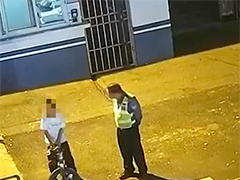 九岁男孩夜骑迷路 民警暖心救助