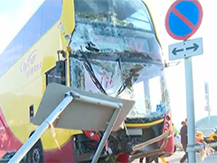 香港一辆巴士发生交通事故 造成18人轻伤