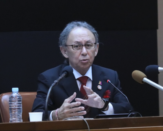 日本冲绳县知事表示 日本国民绝不答应修改"无核三原则"