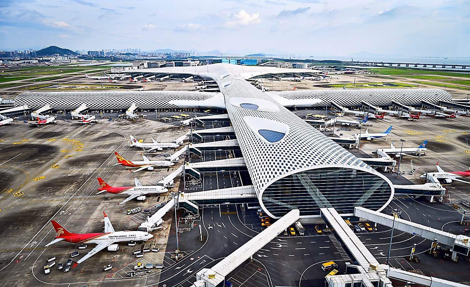 今年前10月深圳机场口岸货运量创历史新高