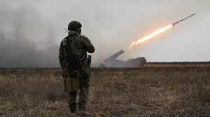 俄称在多个方向打击乌军目标 乌称袭击俄军无人机控制点