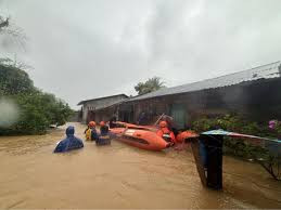 印度尼西亚 苏门答腊岛洪灾和山体滑坡已致106人遇难