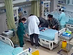 湖北鹤峰 幼童突发惊厥 民警紧急护送就医