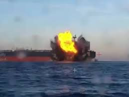 俄媒报道称一艘俄罗斯货轮在黑海遇袭