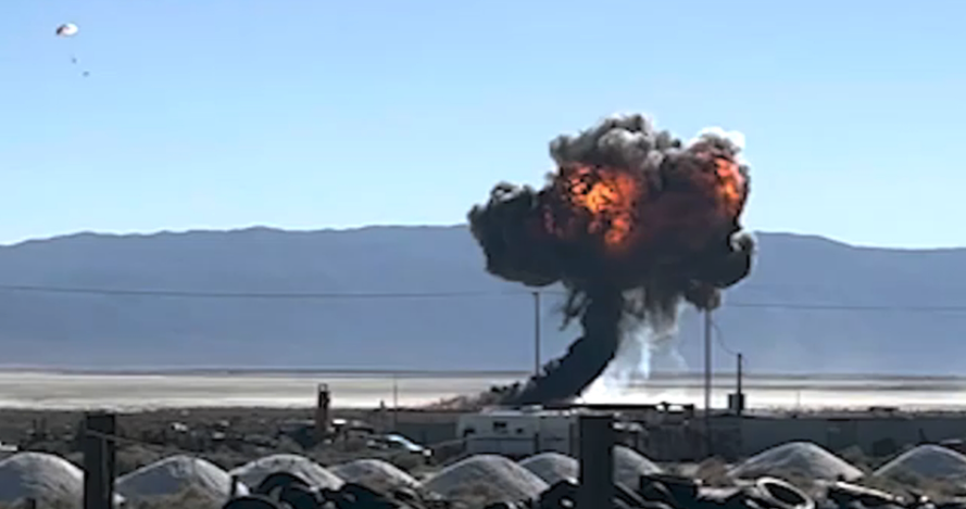 美国空军飞行表演队一架F-16战机坠毁