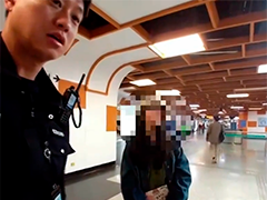 上海乘客遗失手机 民警"守株待兔"寻回