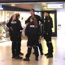 挪威首都一购物中心发生枪击事件