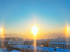 内蒙古呼伦贝尔根河市现幻日奇观