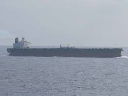 美军在委内瑞拉附近海域扣押一艘油轮