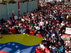 委内瑞拉民众抗议游行 谴责美国扣押油轮