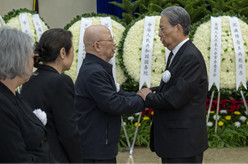 王丙乾同志遗体在广州火化