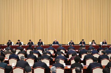 习近平对未成年人思想道德建设作出重要指示强调 坚持把未成年人思想道德建设作为战略性基础性工作来抓 合力为未成年人健康成长营造良好社会环境 蔡奇出席座谈会并讲话