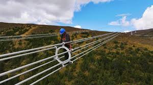 金上到湖北特高压输电工程建成投运