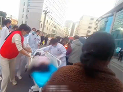 南昌临盆孕妇羊水破裂 铁骑紧急护送