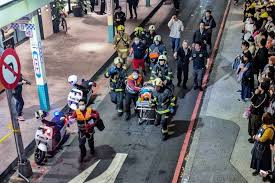 台北随机伤人事件导致4死11伤 疑凶快速变装延迟追缉 警方将验尸追查犯案前有否吸毒