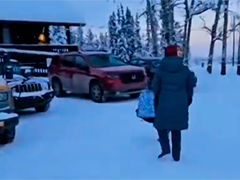 气温降至-50℃ 加拿大育空地区电网不堪重负