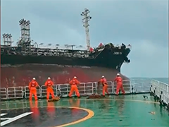风高浪急油轮失控 东海救助局50小时成功救援