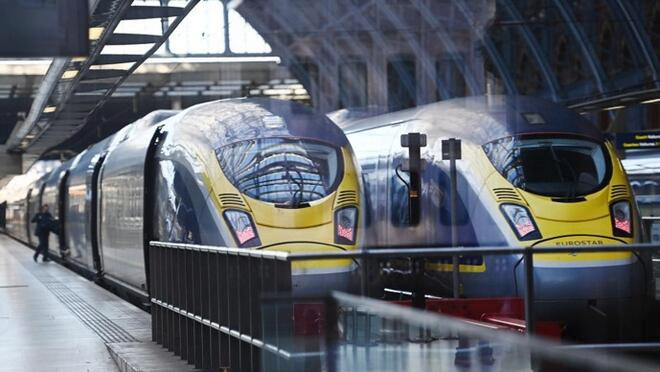 "欧洲之星"一度暂停英法海底隧道铁路交通