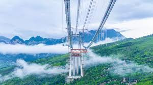 贵州六盘水 安盘高速天门特大桥主体工程完工