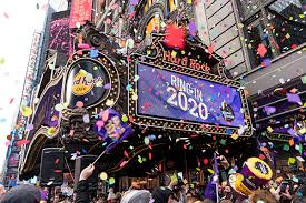 纽约时报广场举行跨年夜彩纸抛洒测试